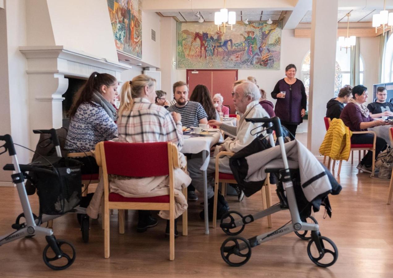 Trondenes Sommerhostel Harstad Εξωτερικό φωτογραφία
